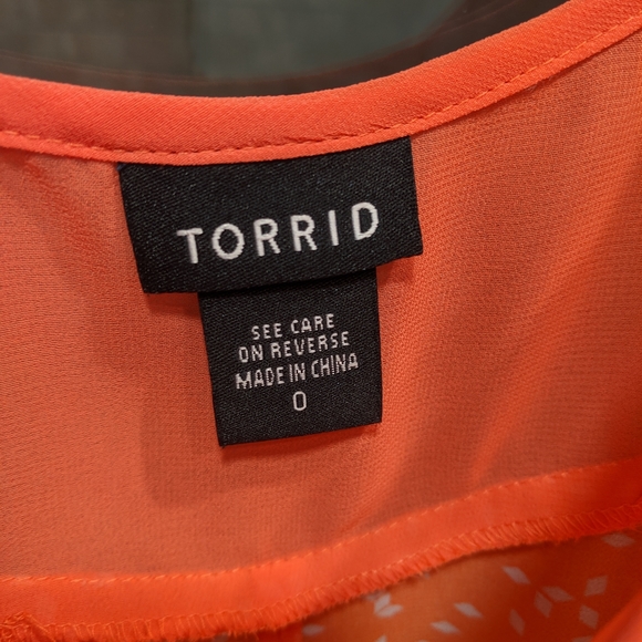DONATING 1/20/25 Torrid Sheer Coral Tank Top - Picture 8 of 8